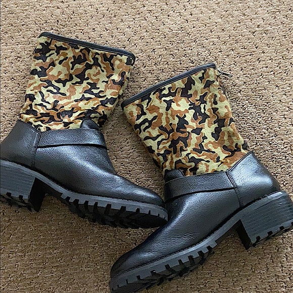 Logo gorgeous Camo Boots - Picture 1 of 8